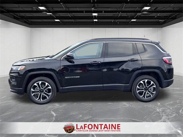 Certified 2022 Jeep Compass Limited image 2