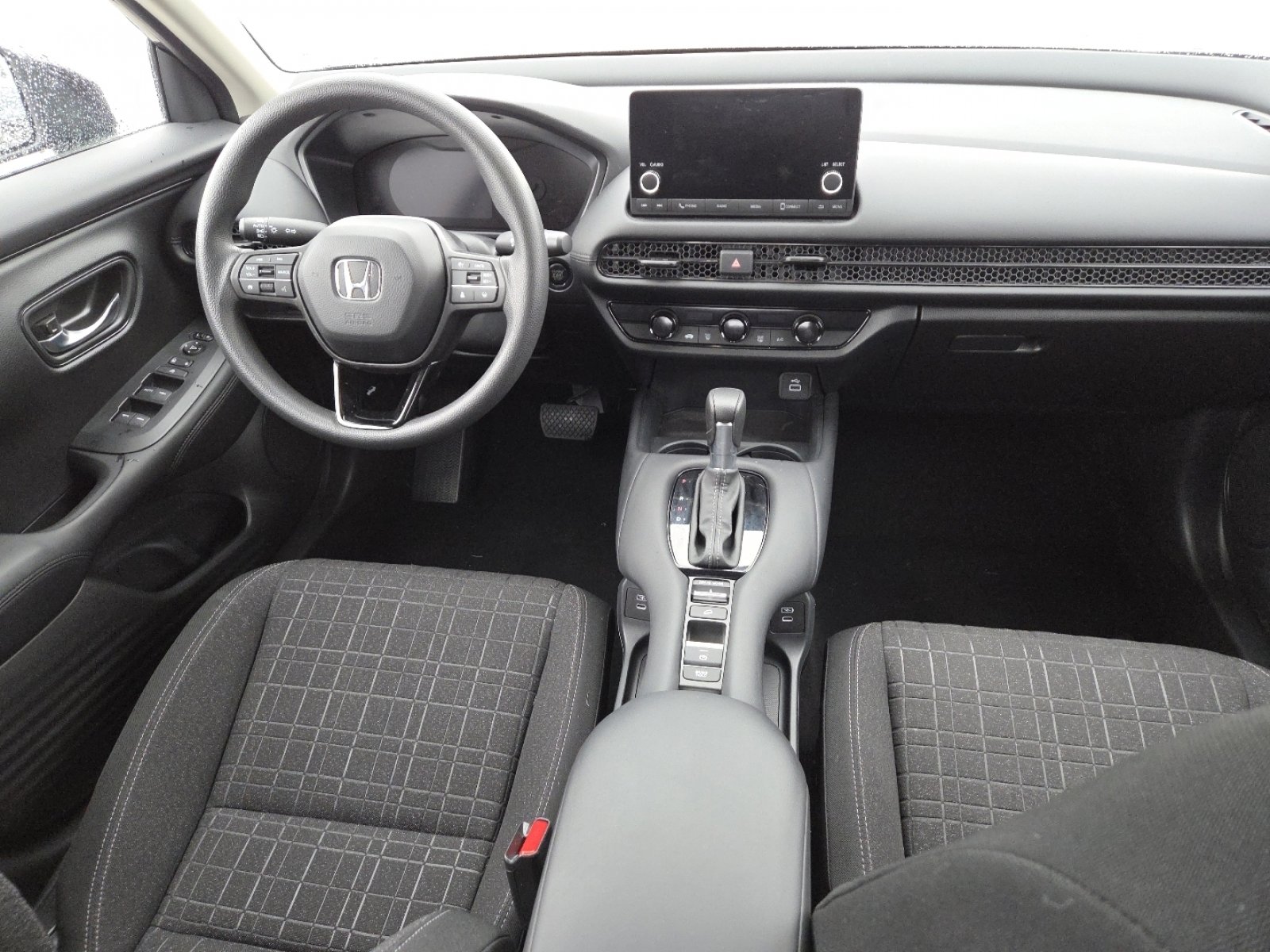 Used 2024 Honda HR-V LX image 20