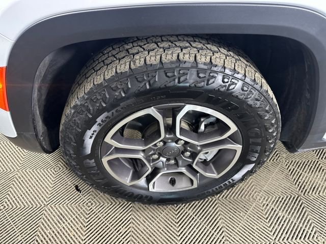 Used 2022 Jeep Grand Cherokee Trailhawk AWD/4WD image 10