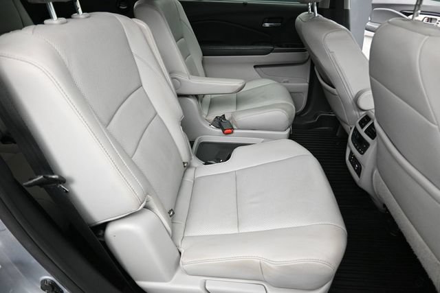 Used 2016 Honda Pilot Elite image 30