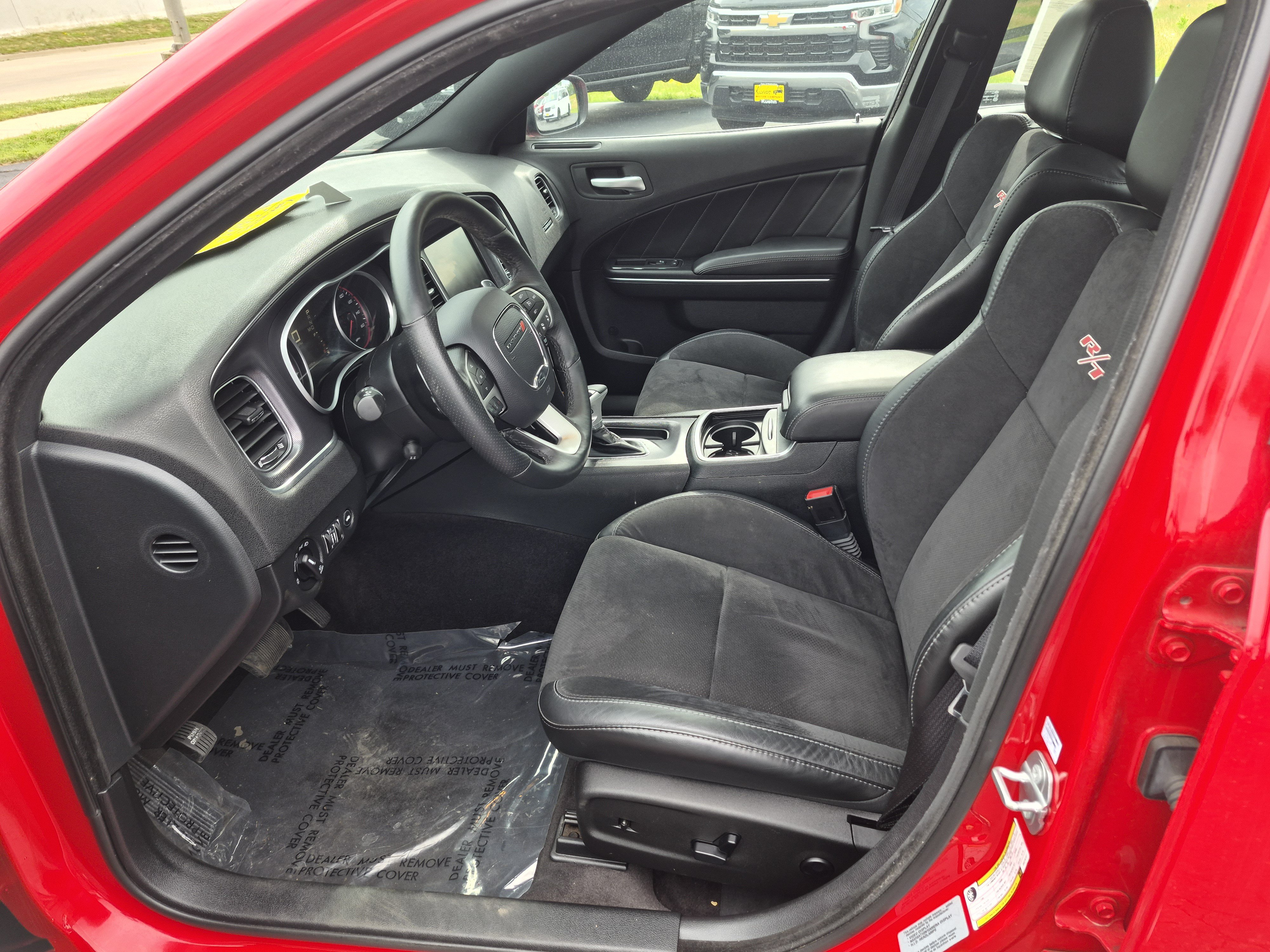 Used 2016 Dodge Charger R/T RWD image 9