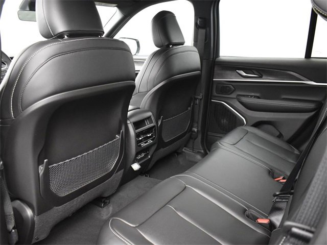 New 2025 Jeep Grand Cherokee Limited 4xe image 10