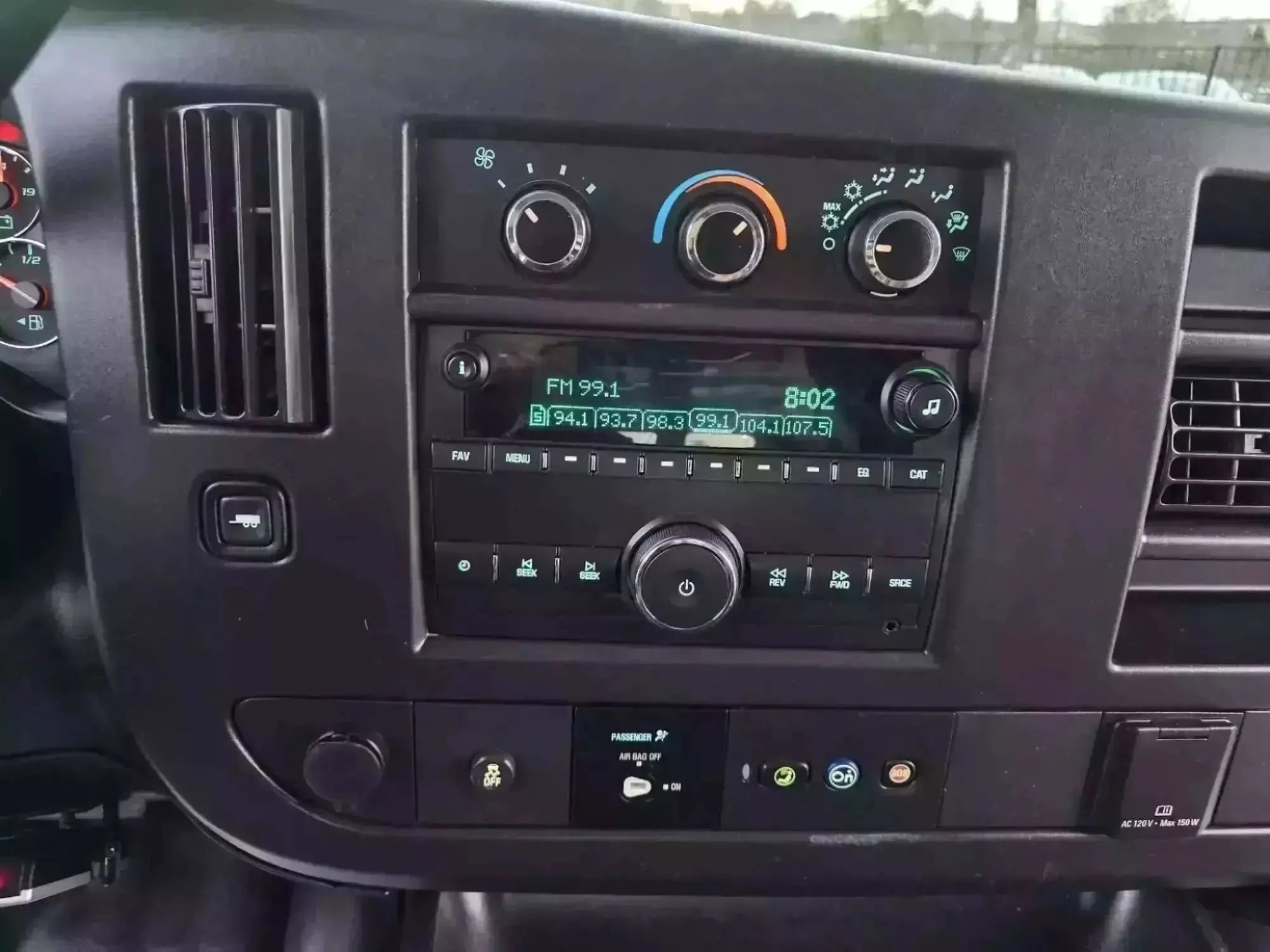 Used 2019 Chevrolet Express 2500 Extended w/ Driver Convenience Package image 22