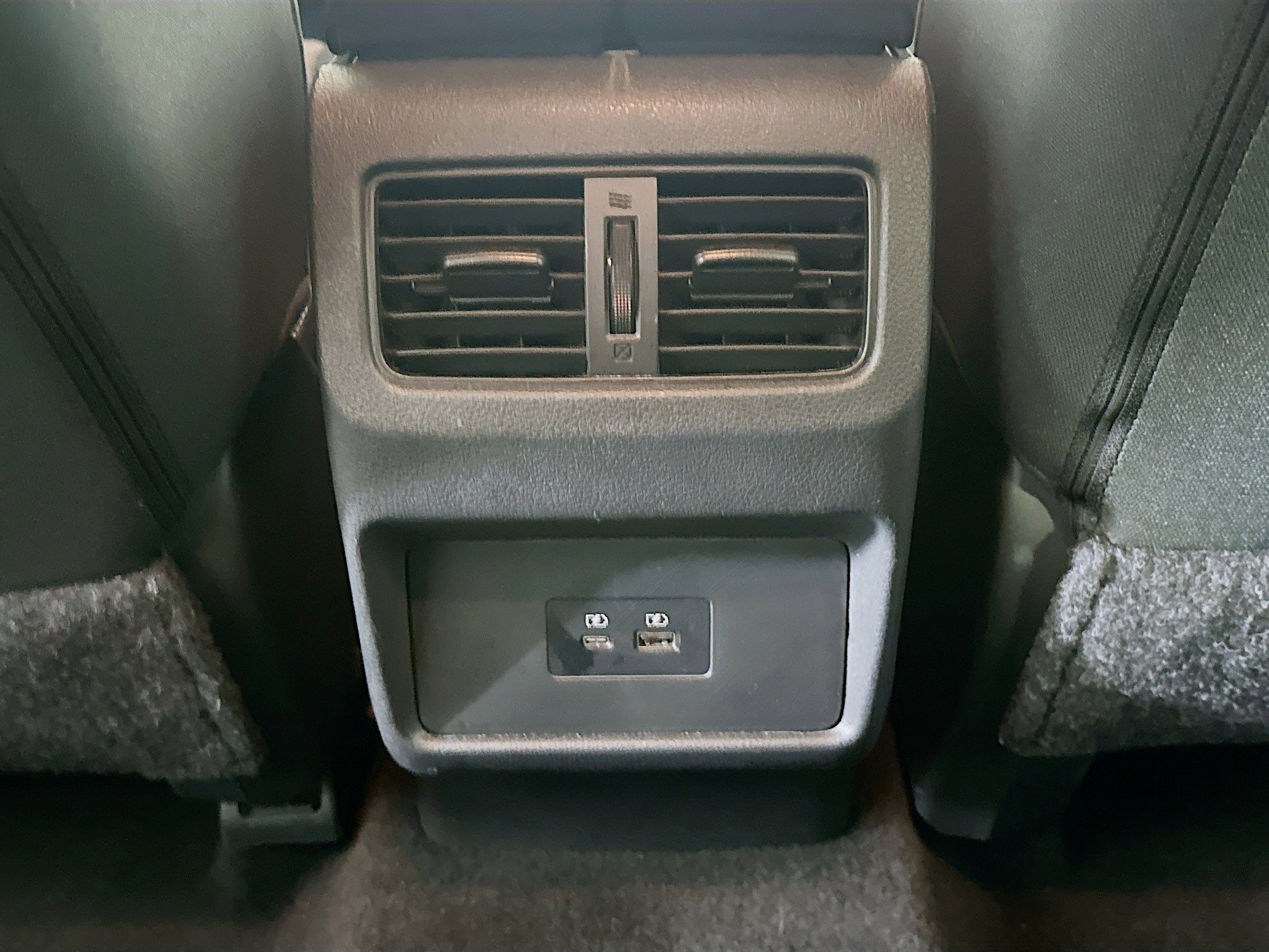 Used 2023 Nissan Rogue SV image 27