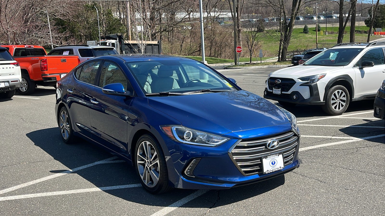 Used 2017 Hyundai Elantra Limited image 3