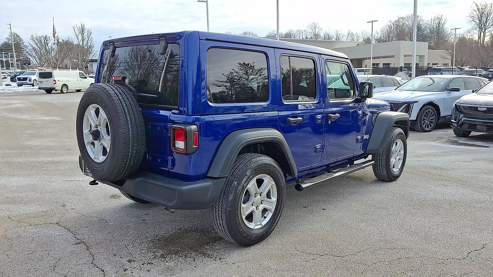 Used 2020 Jeep Wrangler Unlimited Sport S w/ Sun And Sound Package image 8
