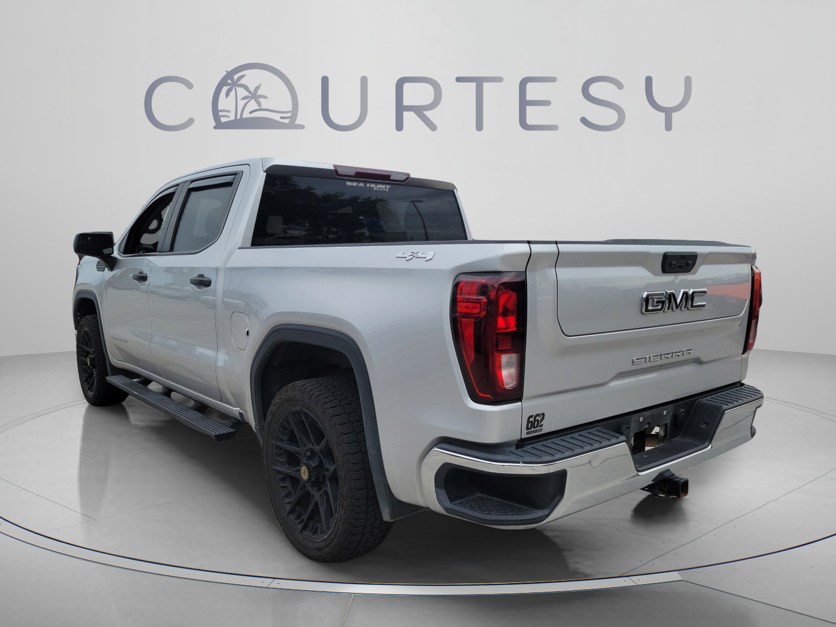 Used 2022 GMC Sierra 1500 Pro w/ Convenience Package AWD/4WD image 2