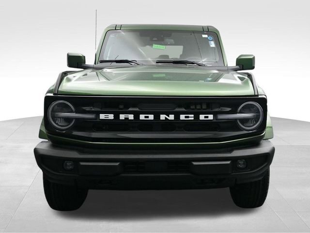 New 2025 Ford Bronco Outer Banks image 4