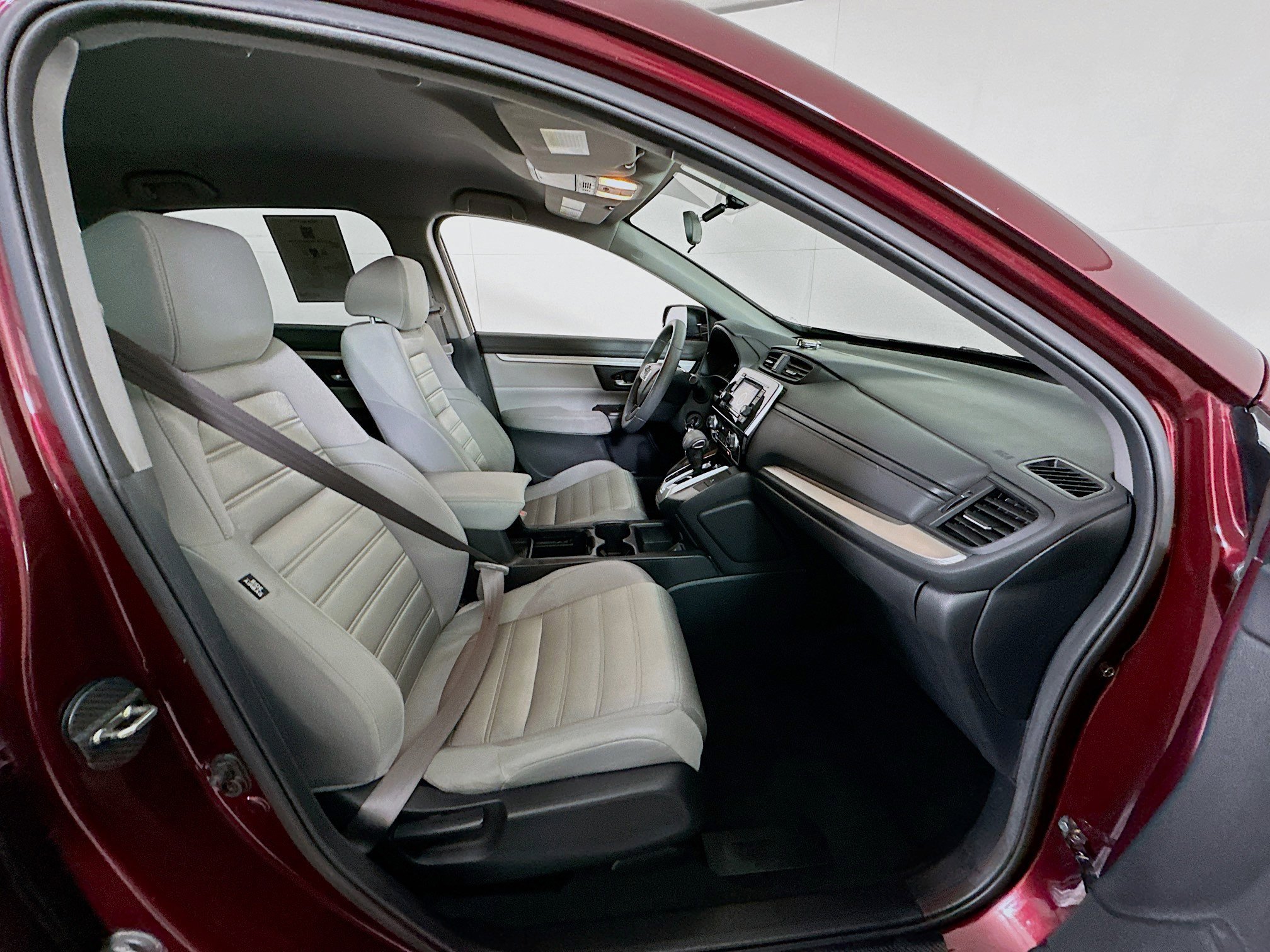 Used 2018 Honda CR-V LX image 31