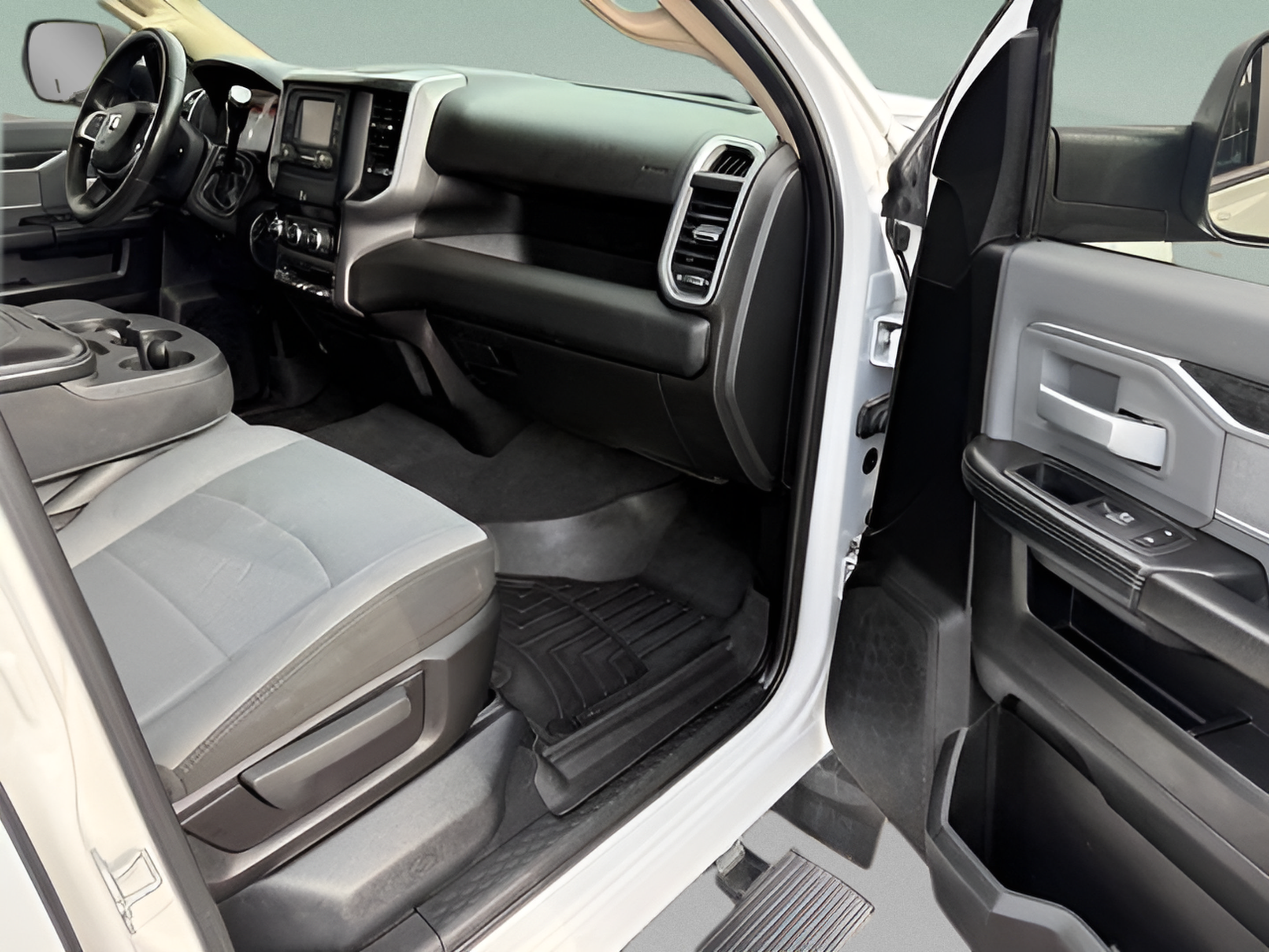 Used 2019 RAM 2500 Big Horn AWD/4WD image 15