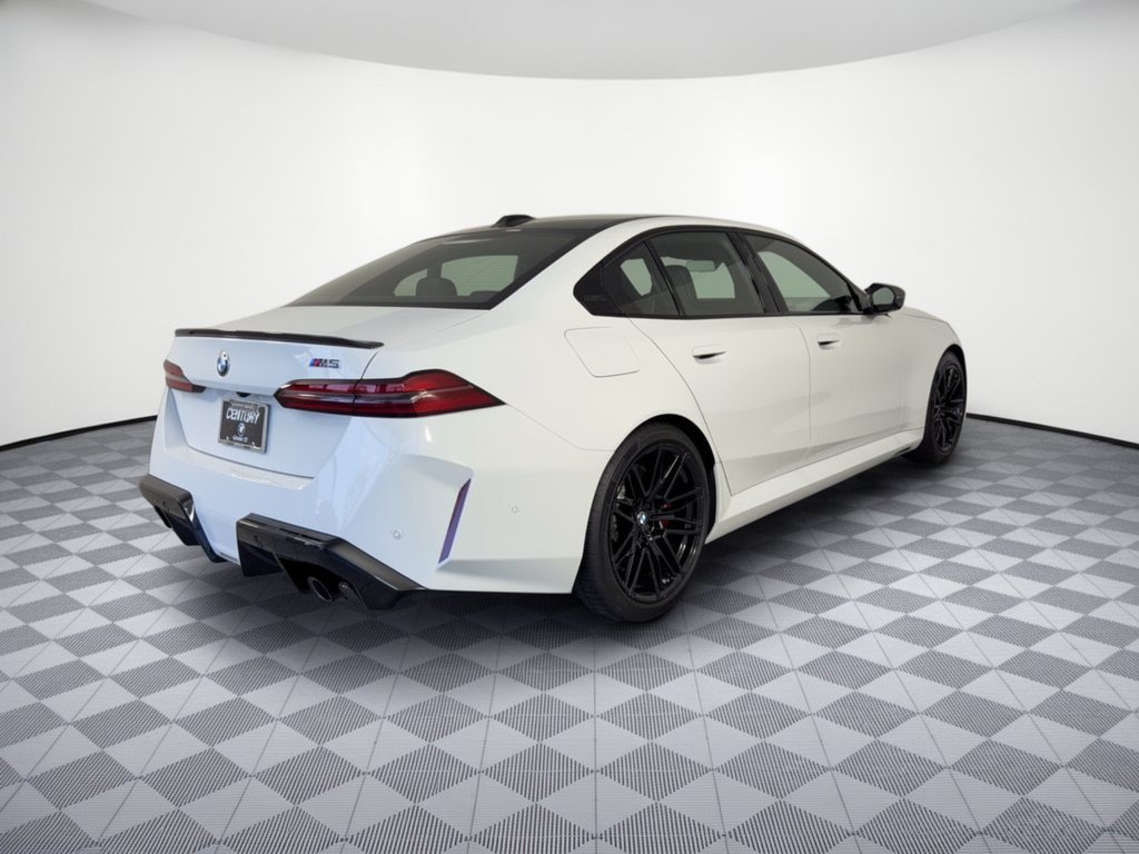 New 2027 BMW M5 w/ Carbon Package AWD/4WD image 9
