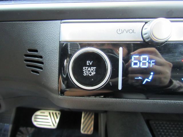 Used 2023 Hyundai Ioniq 6 Limited image 46