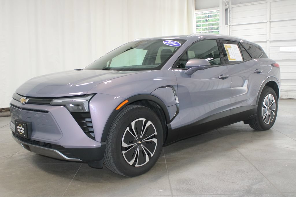 Used 2024 Chevrolet Blazer EV LT AWD/4WD image 4