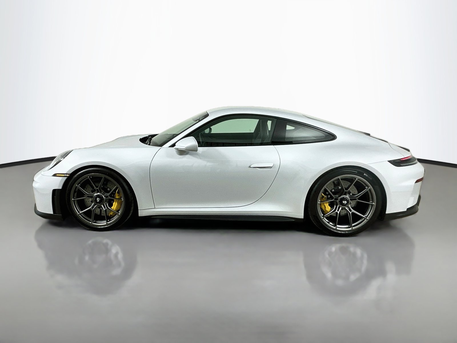 Used 2026 Porsche 911 GT3 RWD image 8