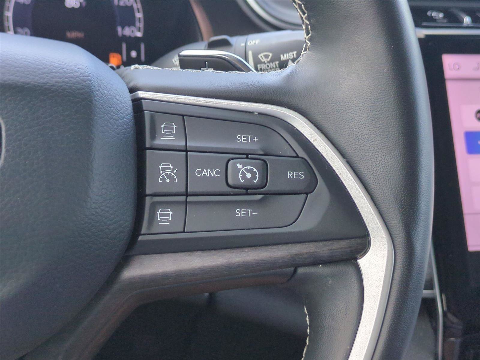 Used 2021 Jeep Grand Cherokee L Limited RWD image 22