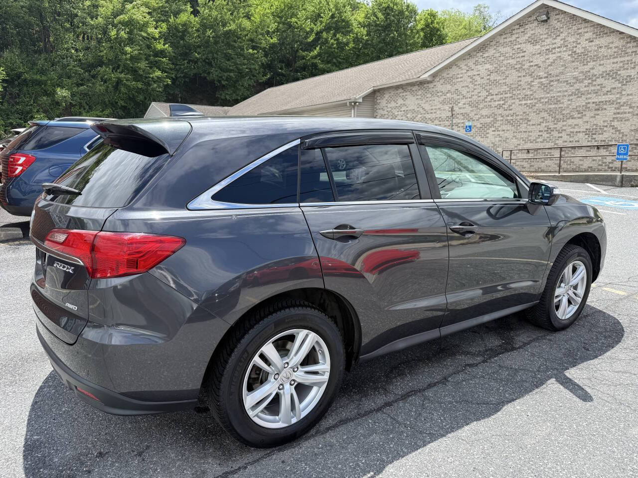 Used 2015 Acura RDX AWD w/ Technology Package image 5