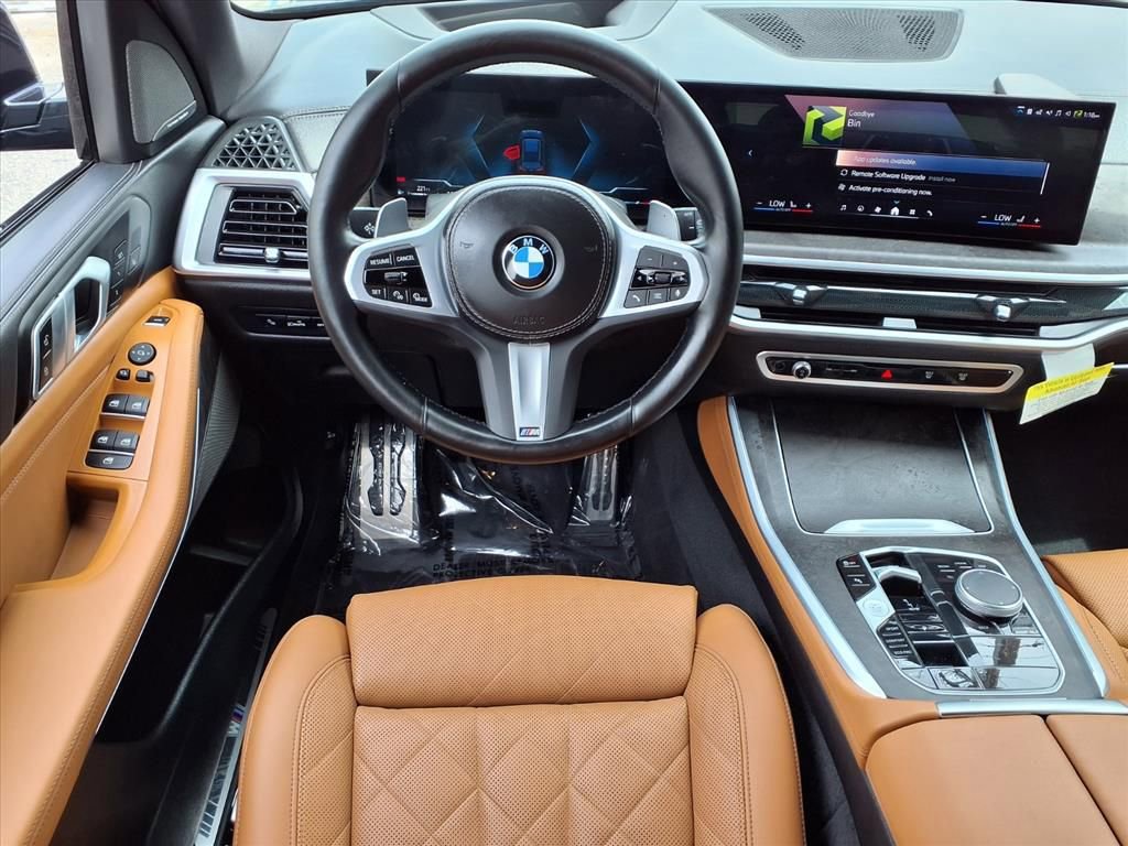 Used 2024 BMW X5 xDrive40i w/ M Sport Package AWD/4WD image 16
