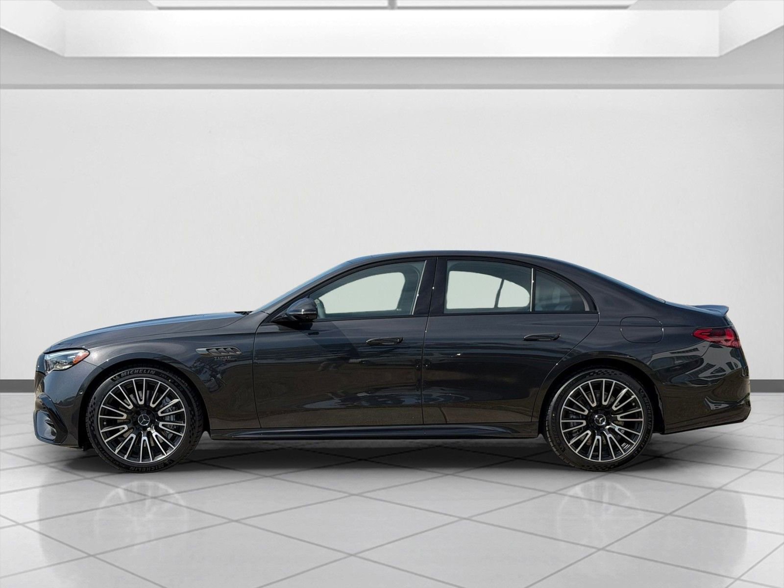 New 2026 Mercedes-Benz E 53 AMG e 4MATIC Sedan image 5