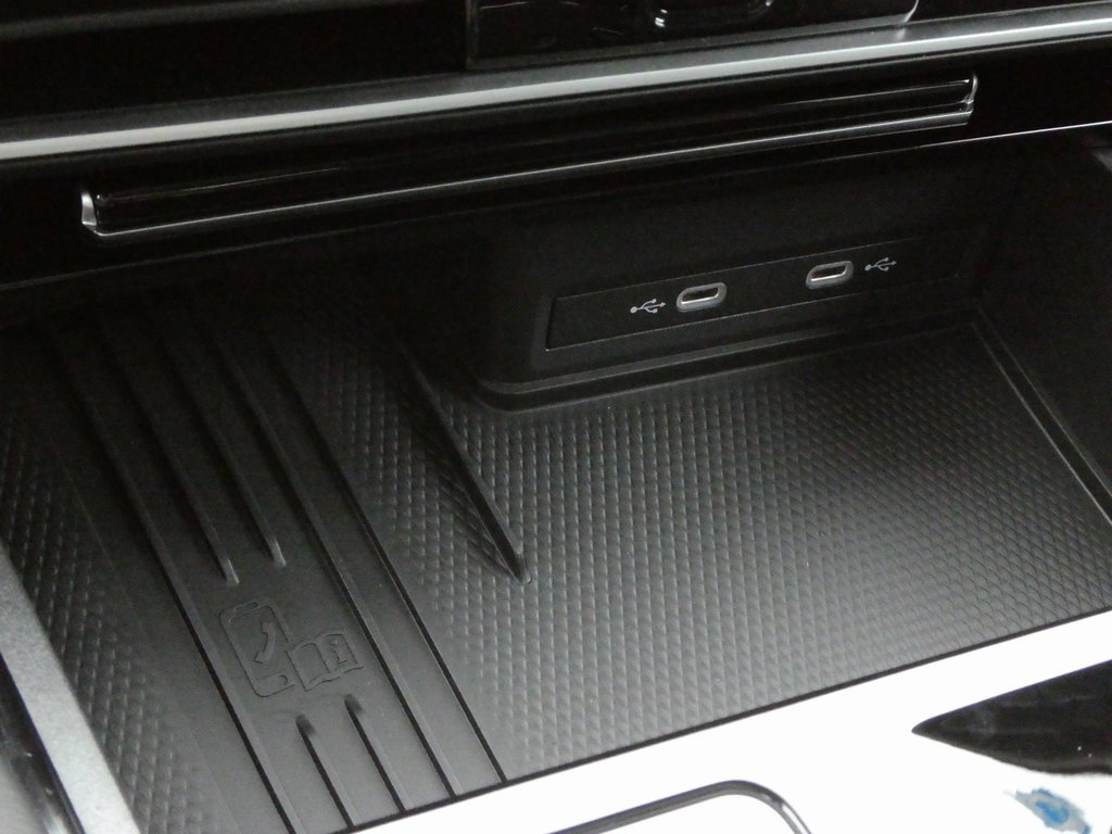 New 2025 Volkswagen Atlas SE image 15
