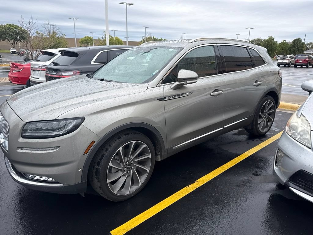 Used 2023 Lincoln Nautilus Reserve w/ Equipment Group 202A AWD/4WD image 4