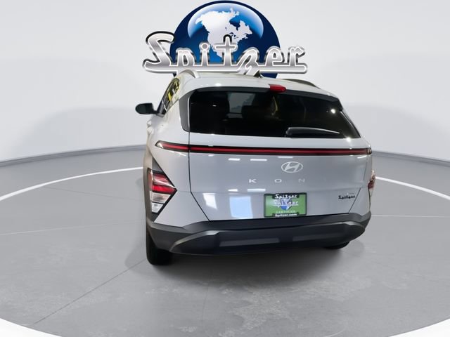 Used 2025 Hyundai Kona SEL image 8