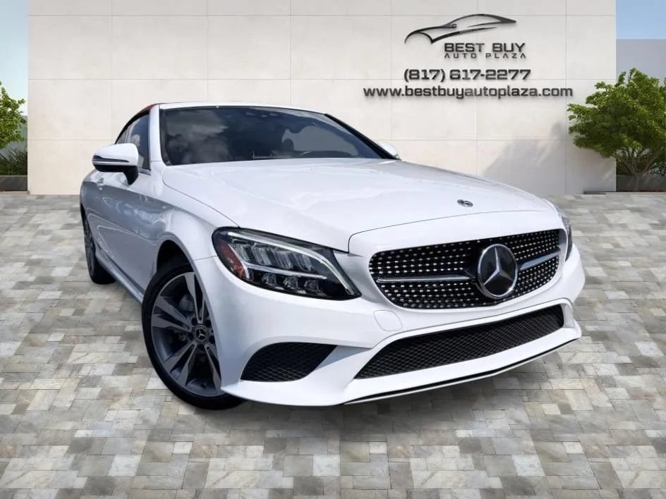 Used 2022 Mercedes-Benz C 300 Cabriolet image 2