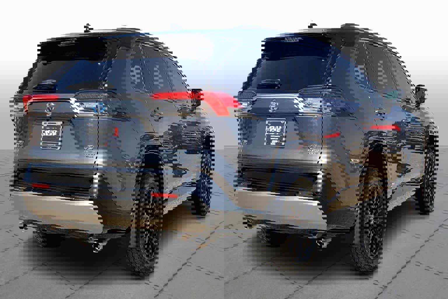 Used 2022 Toyota RAV4 XSE image 13