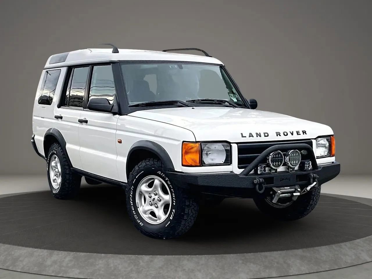 Used 1999 Land Rover Discovery Series II image 1