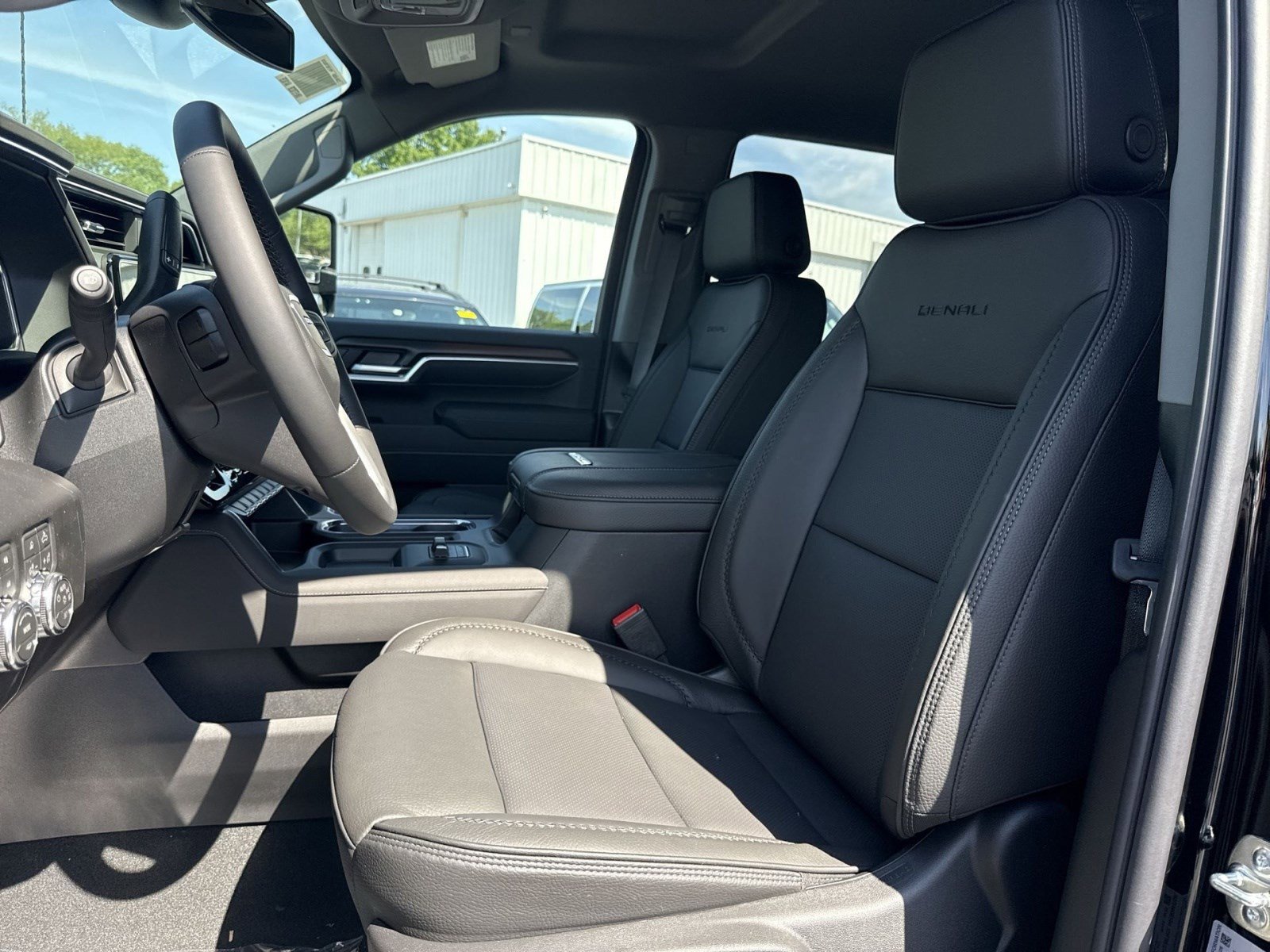 New 2026 GMC Sierra 2500 Denali AWD/4WD image 11