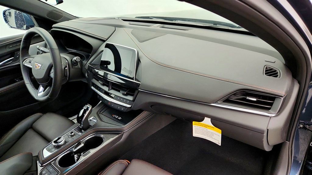 Used 2025 Cadillac CT4 V image 25