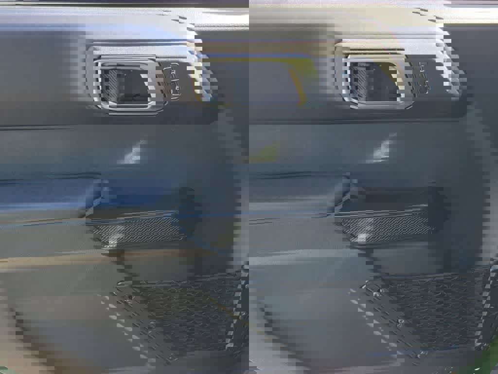 Used 2025 Ford Bronco Badlands image 19