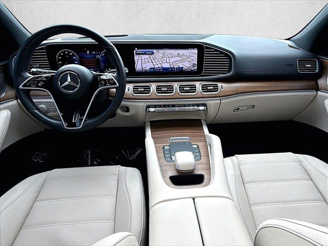 Used 2024 Mercedes-Benz GLE 450e 4MATIC image 15