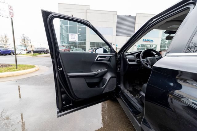 Used 2022 Mitsubishi Outlander ES AWD/4WD image 44