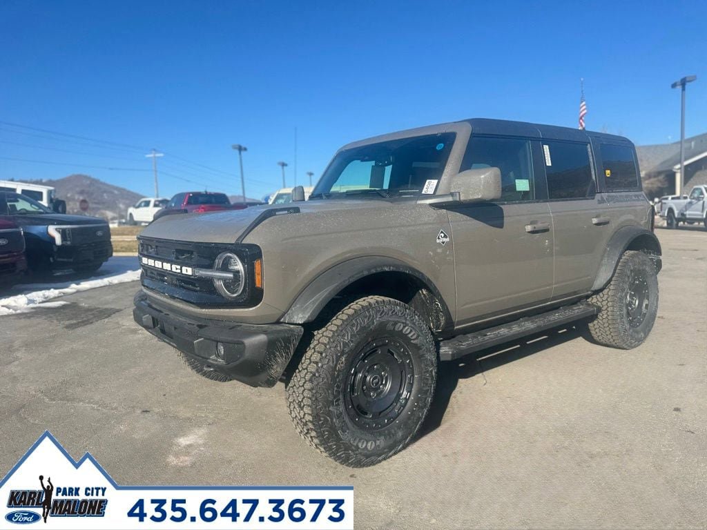 New 2025 Ford Bronco Outer Banks w/ Sasquatch Package AWD/4WD image 38