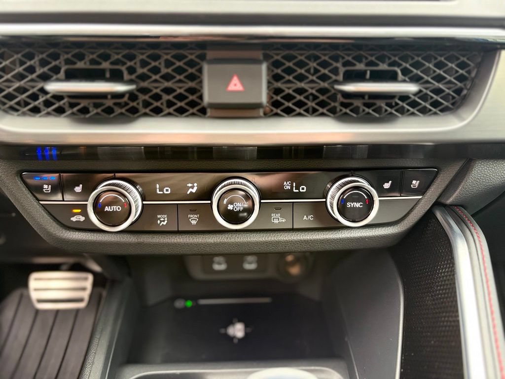Certified 2025 Acura ADX A-Spec AWD/4WD image 21