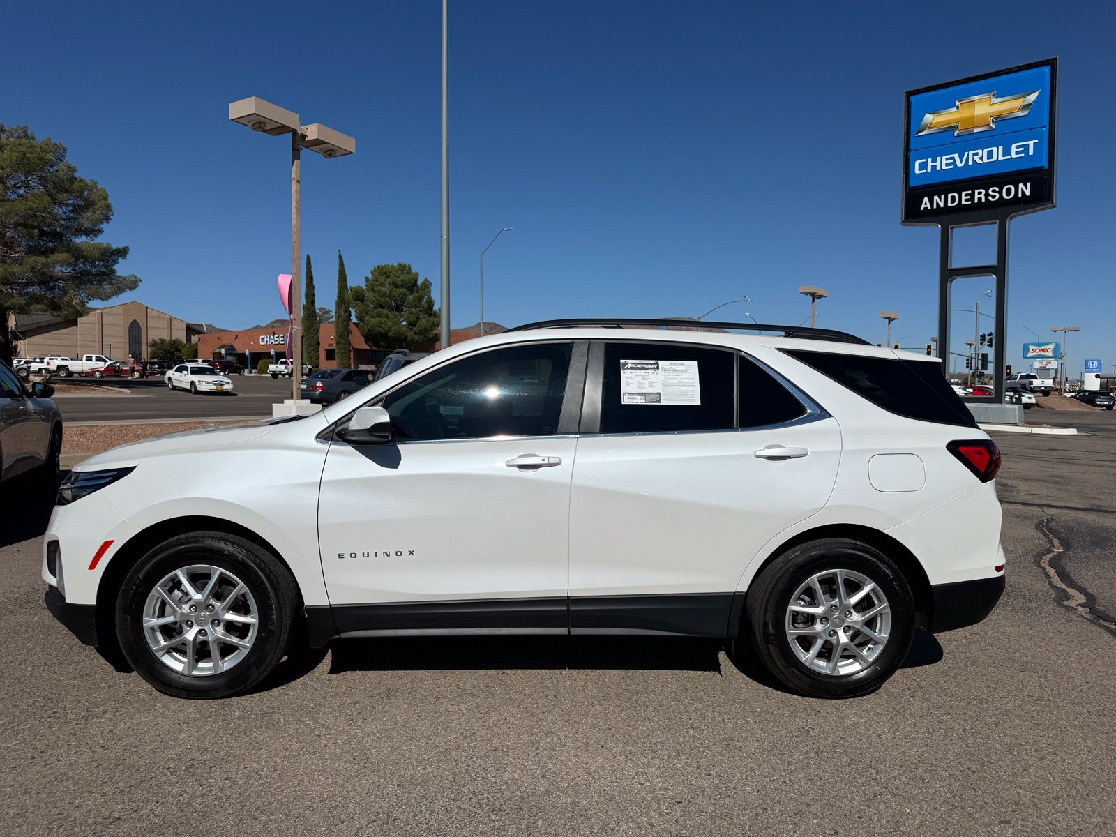Certified 2024 Chevrolet Equinox LT FWD image 10