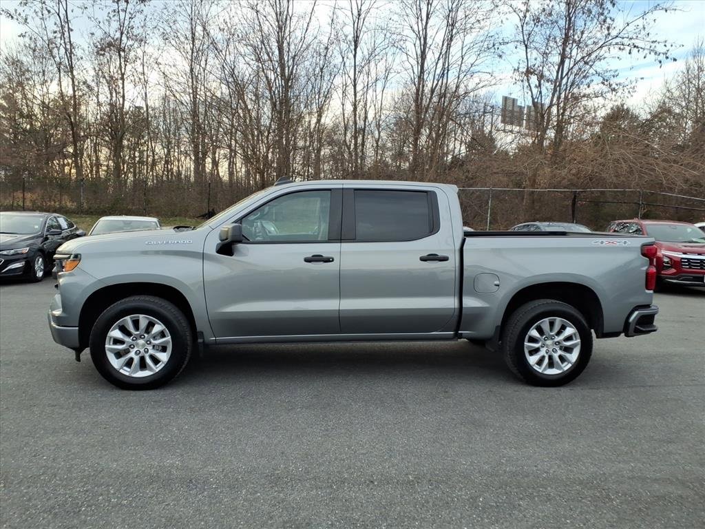 Used 2024 Chevrolet Silverado 1500 Custom image 6