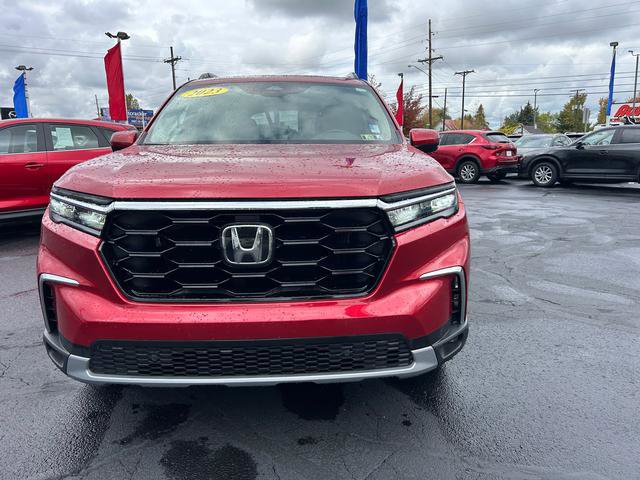 Used 2023 Honda Pilot Touring image 8