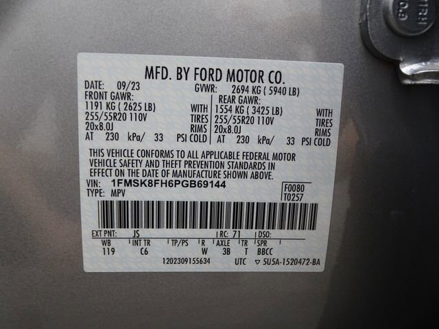 Used 2023 Ford Explorer Limited image 23