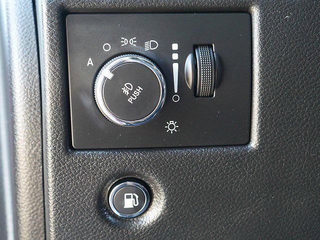 Used 2020 Jeep Grand Cherokee Limited image 27