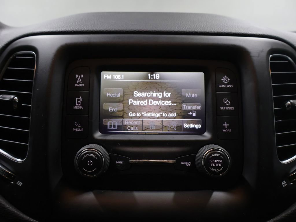 Used 2018 Jeep Compass Latitude w/ Cold Weather Group image 27