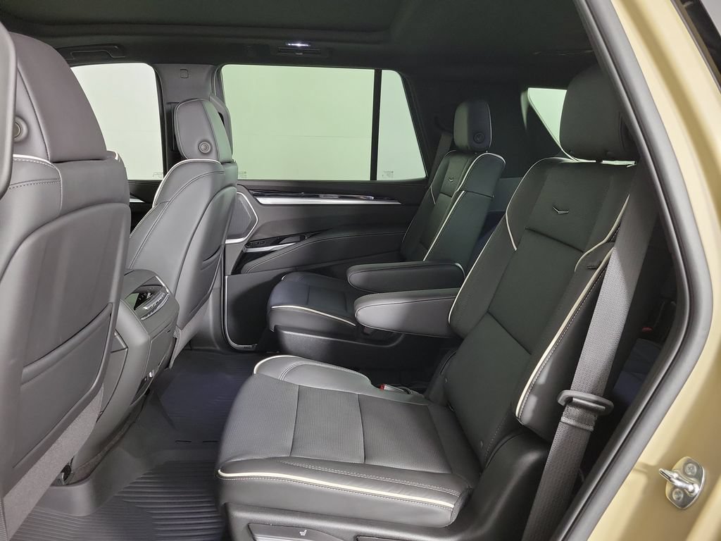 New 2026 Cadillac Escalade Sport w/ Touring Package AWD/4WD image 11