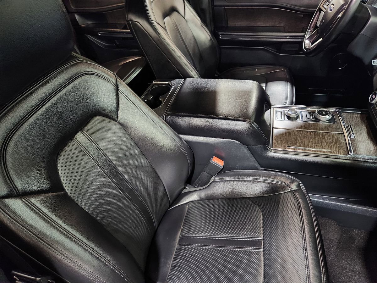 Used 2021 Ford Expedition Limited AWD/4WD image 32