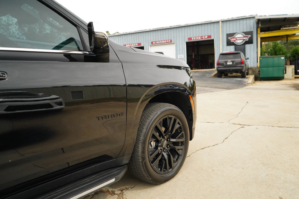Used 2025 Chevrolet Tahoe Premier AWD/4WD image 20