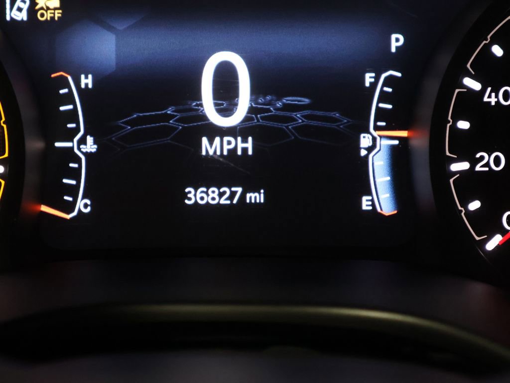 Used 2022 Jeep Compass Sport image 36