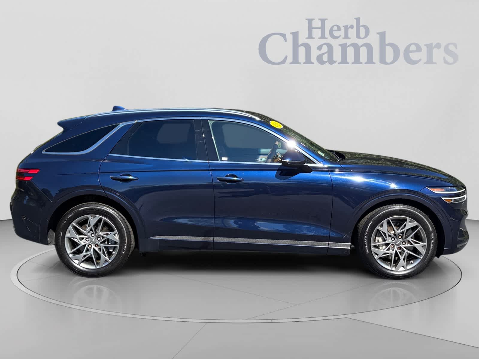 Used 2025 Genesis GV70 2.5T w/ Advanced Package AWD/4WD image 5