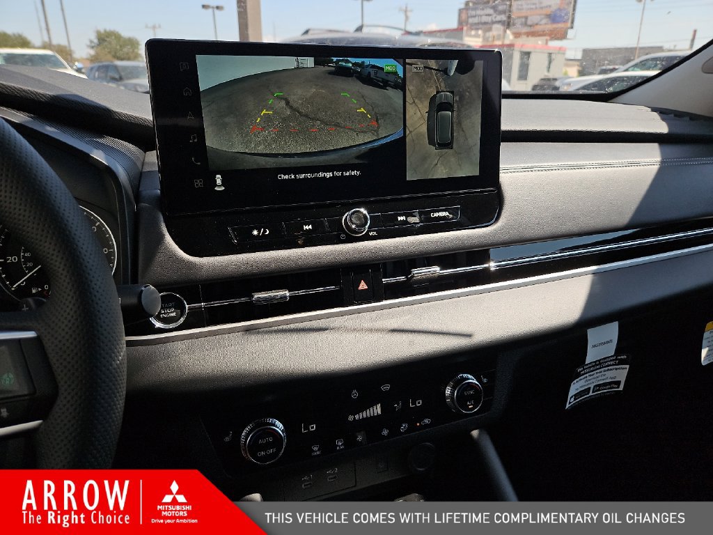 New 2026 Mitsubishi Outlander SE AWD/4WD image 25
