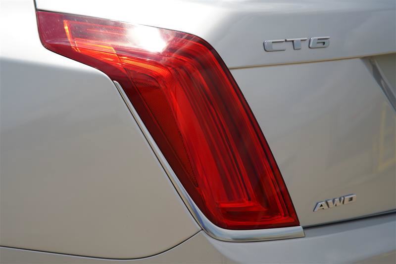 Used 2016 Cadillac CT6 Luxury w/ Active Chassis Package AWD/4WD image 27