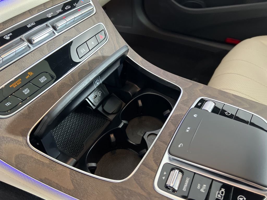 Used 2023 Mercedes-Benz E 350 4MATIC Sedan image 9
