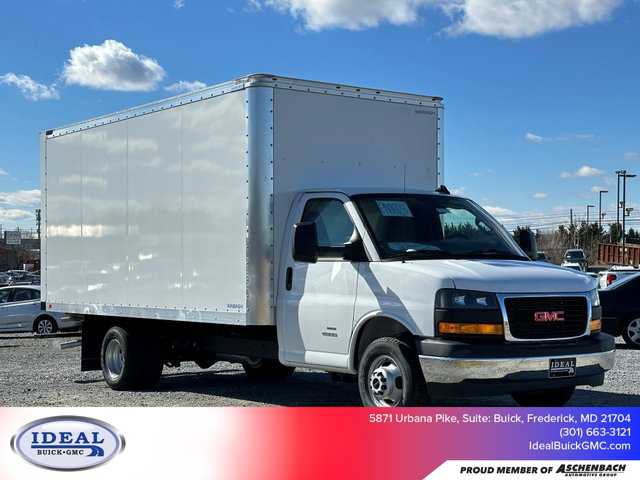 New 2023 GMC Savana 4500 w/ Power Convenience Package